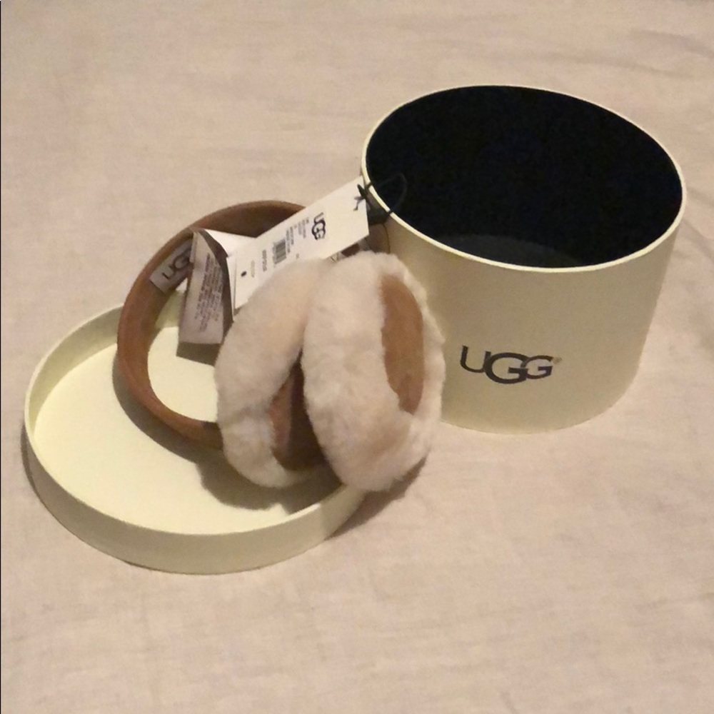 Ugg Earmuffs NWT Classic Colors